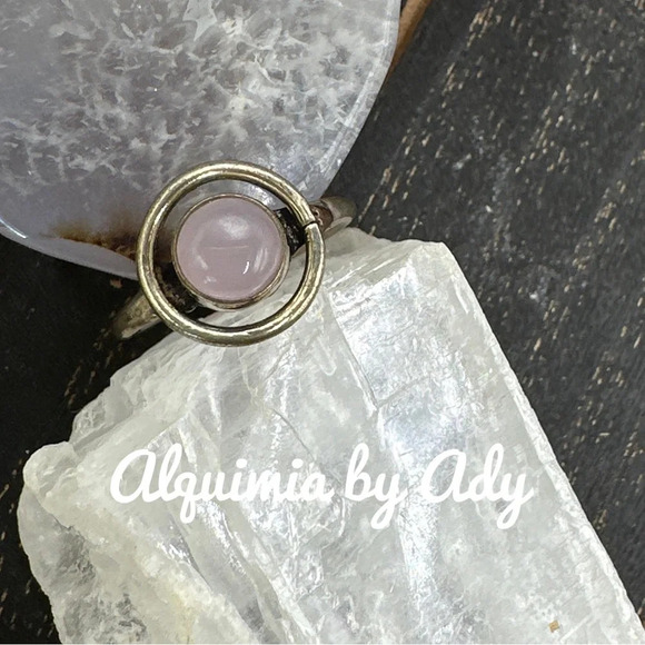 Minimalist pink jade silver  ring - Picture 1 of 7